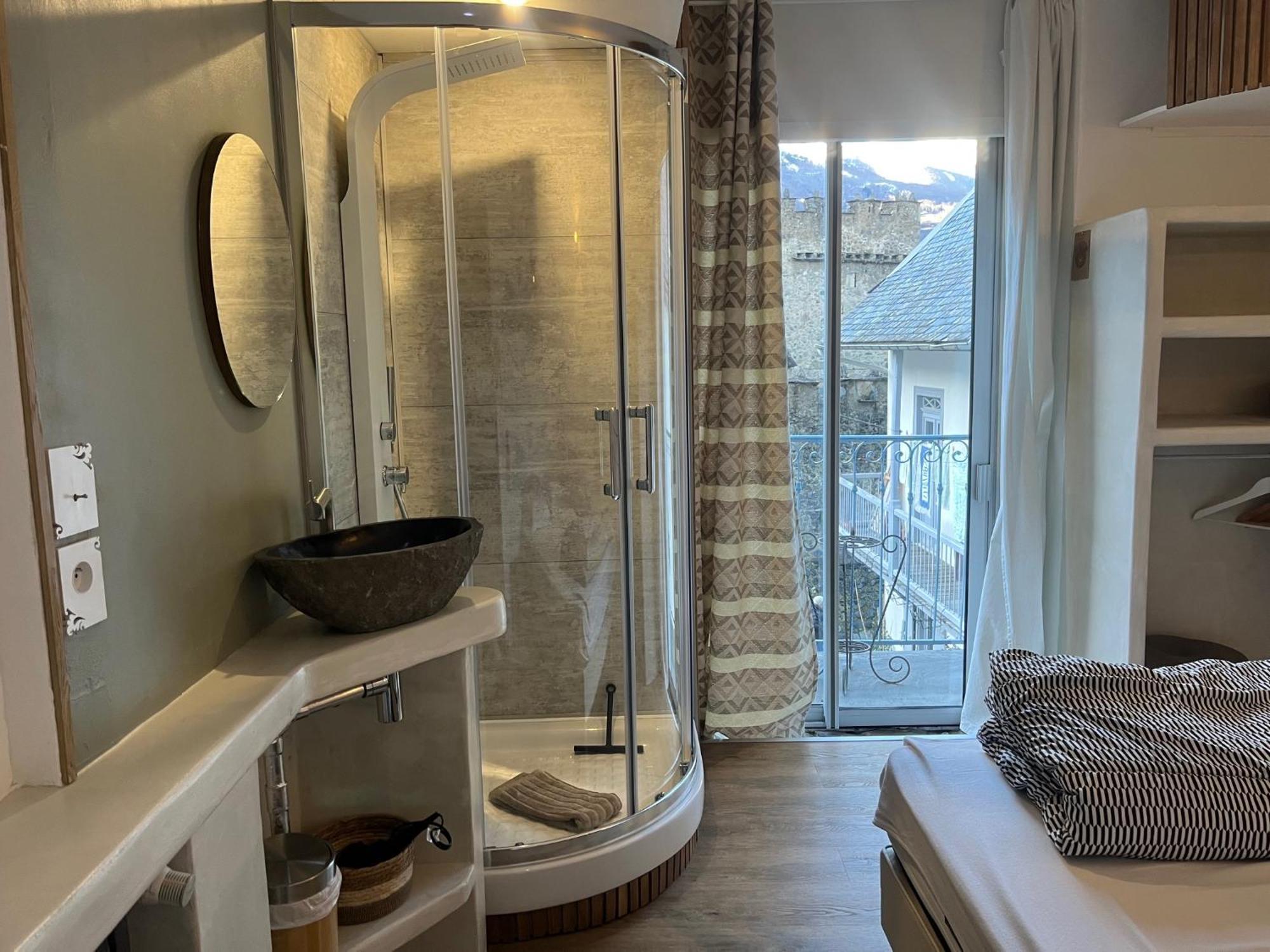 Les Remparts Appartement Luz-Saint-Sauveur Kamer foto