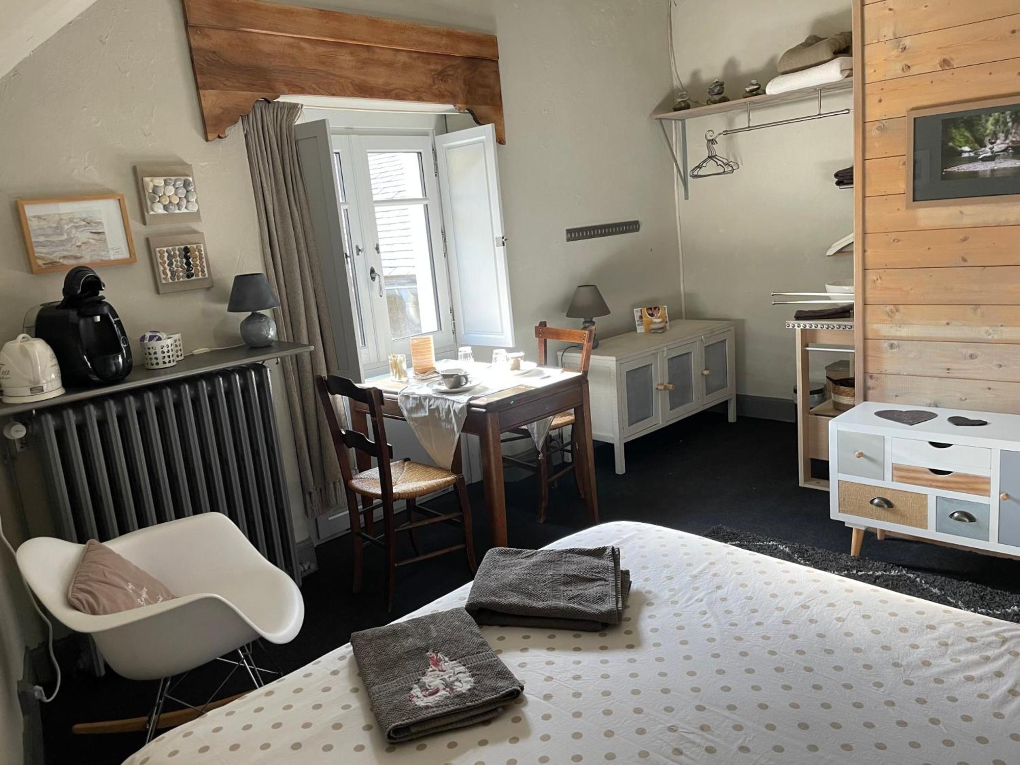 Les Remparts Appartement Luz-Saint-Sauveur Kamer foto